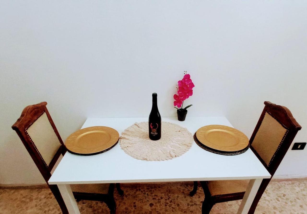Casa Vacanza Nonna Emma Villa ลิซซาโน ภายนอก รูปภาพ